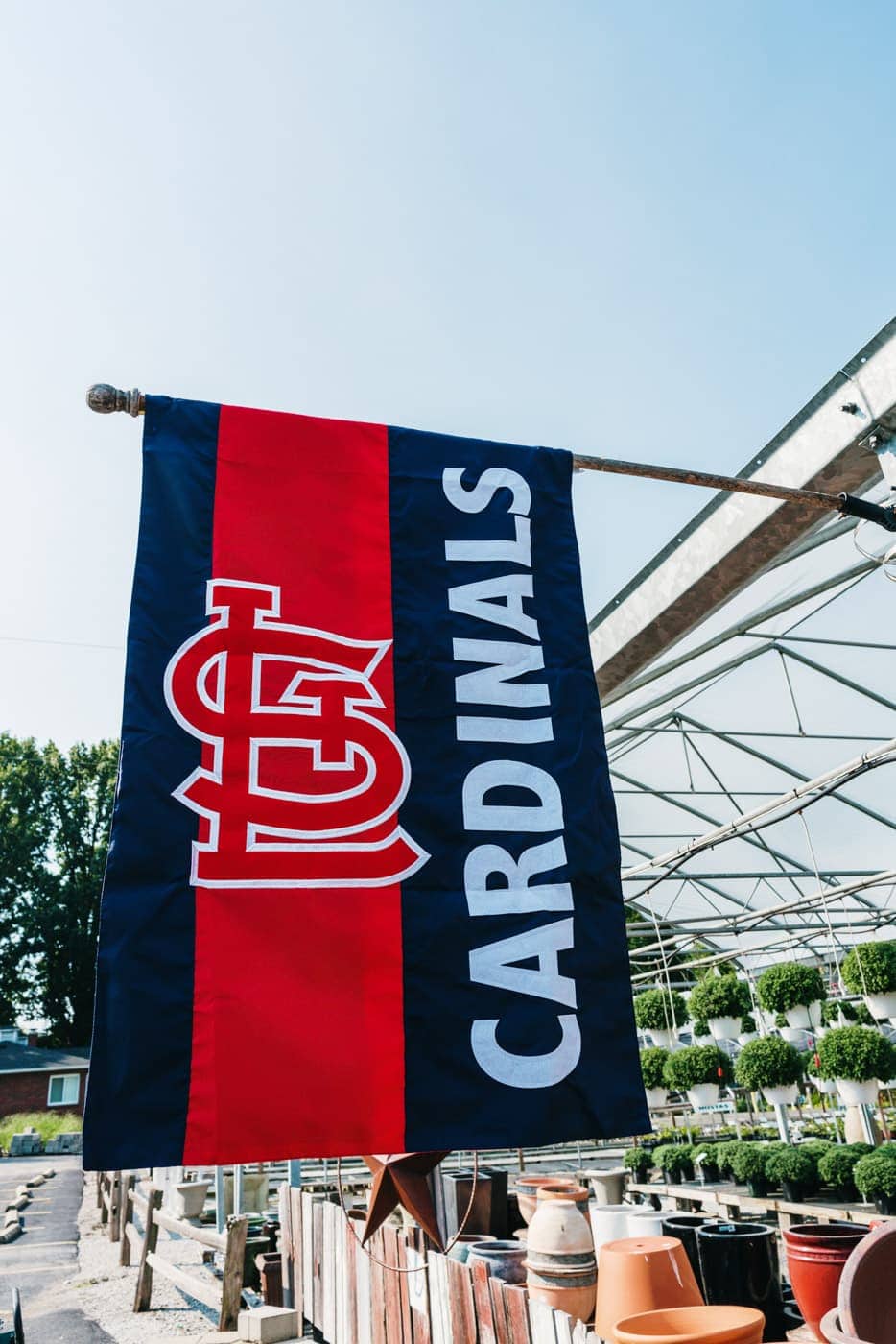 creekside gardens sports merchandise st. louis cardinals flag